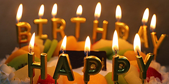 День рождения Бумажные фанаты Баннер Конфетти Баллоны Фейерверки Золотые кексы Запчасти для золота Тематические вечеринки Декорация Девочка Мальчик Мальчик 3