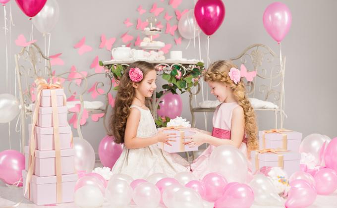 pink nesting gift boxes with lids